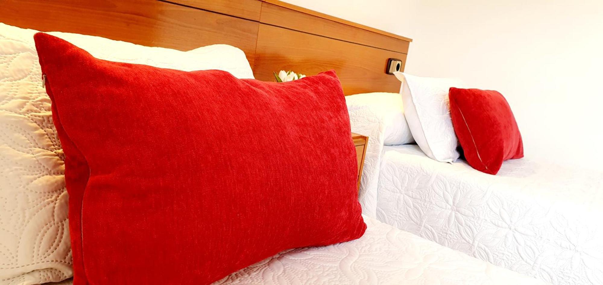 Sidreria La Casa Abajo Hotel La Franca Ngoại thất bức ảnh